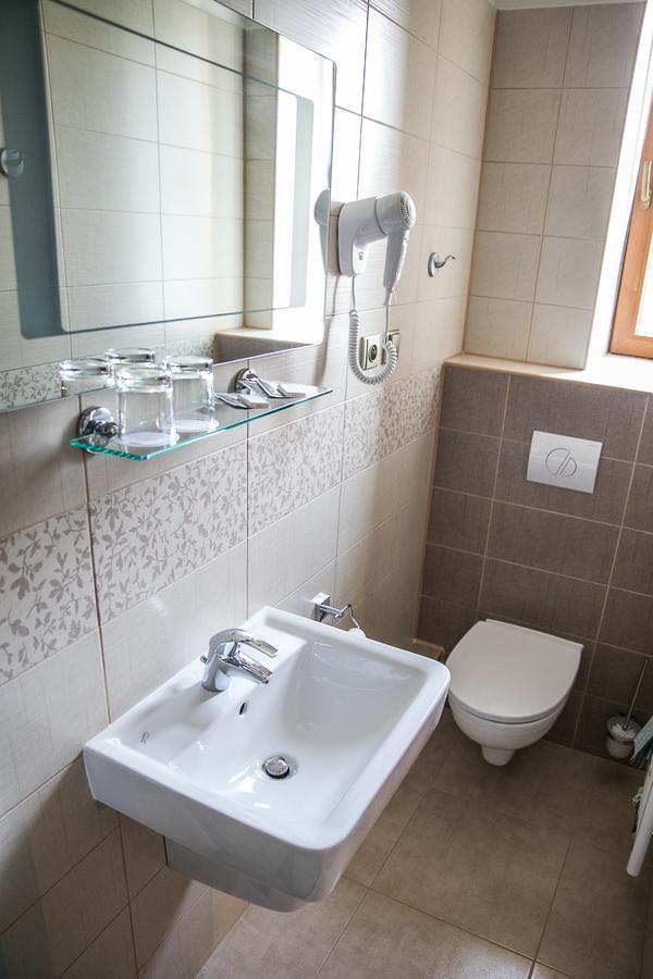 Hotel Best Острава Экстерьер фото