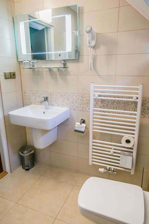 Hotel Best Острава Экстерьер фото