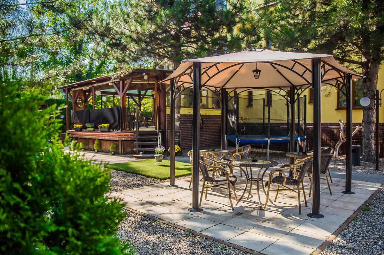 Hotel Best Острава Экстерьер фото